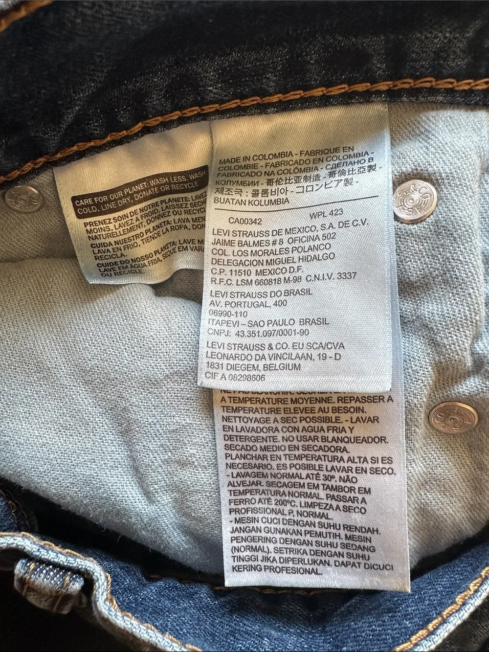 Levi's 511 Medium Wash Blue Jeans